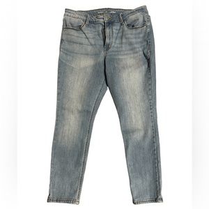 Old Navy High-Waisted Skinny-Jeans